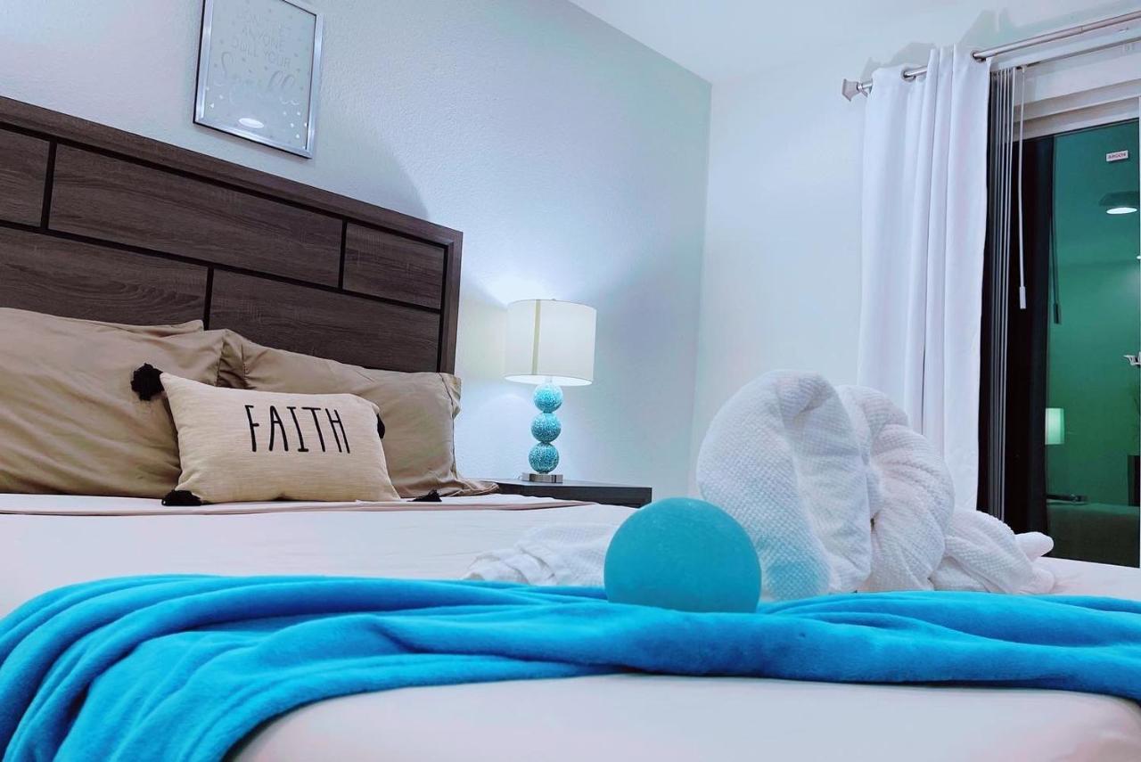 Modern Santorini Suite Houston Nrg Tmc Luxurious Walkable 외부 사진