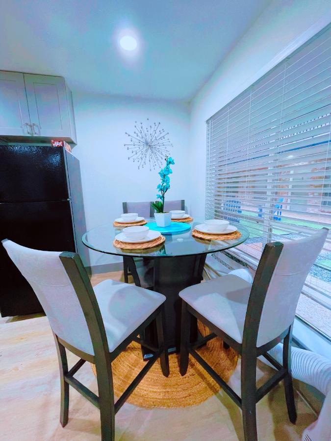 Modern Santorini Suite Houston Nrg Tmc Luxurious Walkable 외부 사진