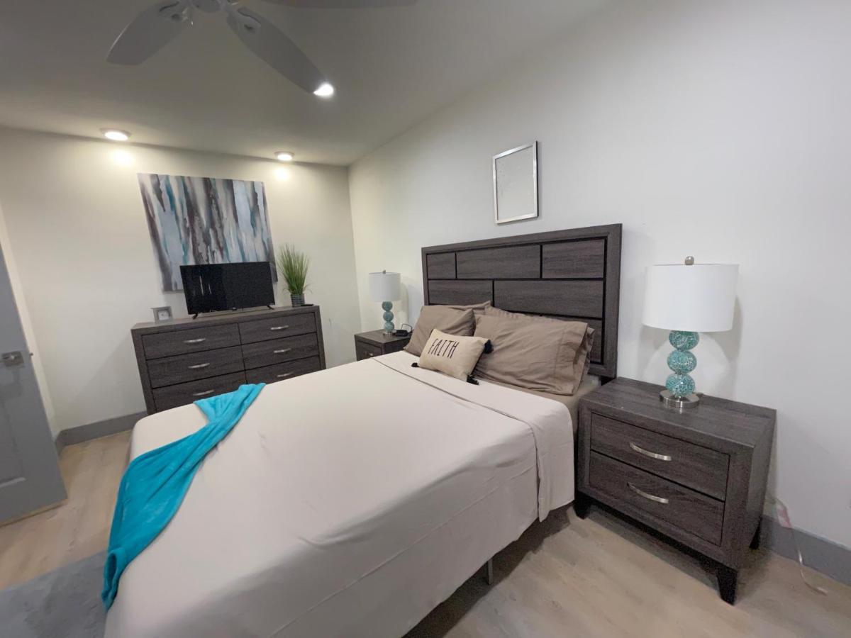 Modern Santorini Suite Houston Nrg Tmc Luxurious Walkable 외부 사진