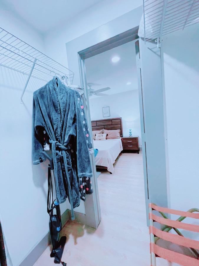 Modern Santorini Suite Houston Nrg Tmc Luxurious Walkable 외부 사진