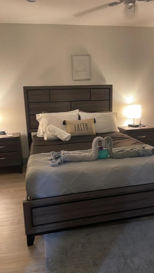 Modern Santorini Suite Houston Nrg Tmc Luxurious Walkable 외부 사진