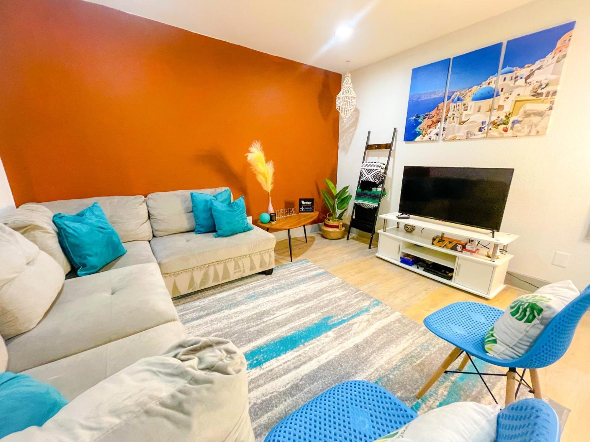 Modern Santorini Suite Houston Nrg Tmc Luxurious Walkable 외부 사진